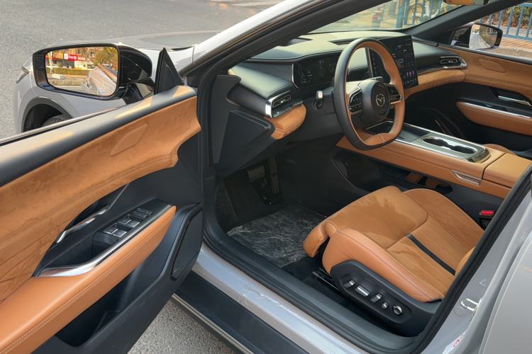 Used Mazda EZ-6 2024 Pure Electric 600 ZhiZun Edition Interior 2