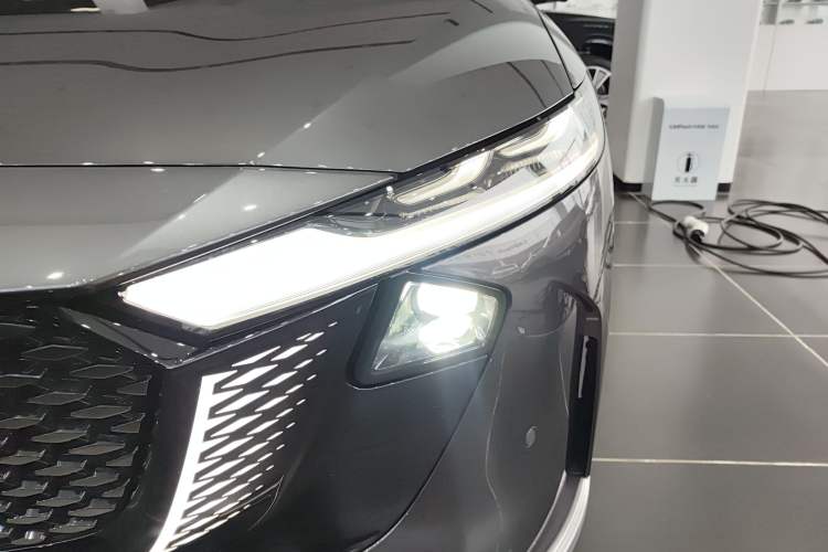 Used Mazda EZ-6 2024 Range-Extended 200 Luxury Edition Left Front Headlight