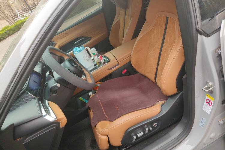 Used Mazda EZ-6 2024 Range-Extended 200 Luxury Edition Left Front Seat