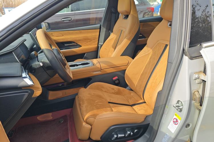 Used Mazda EZ-6 2024 Range-Extended 200 Luxury Edition Left Front Seat