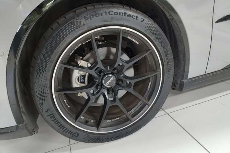 Used Mazda EZ-6 2024 Range-Extended 200 Luxury Edition Left Front Wheel Hub