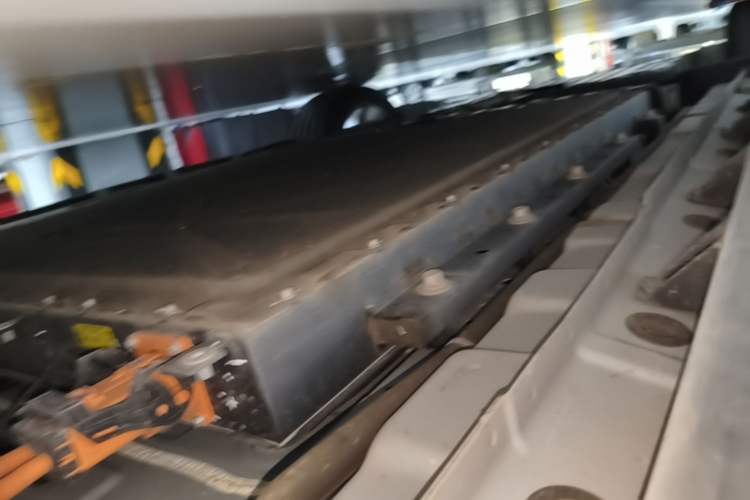 Used Mazda EZ-6 2024 Range-Extended 200 Luxury Edition Left Side Sill