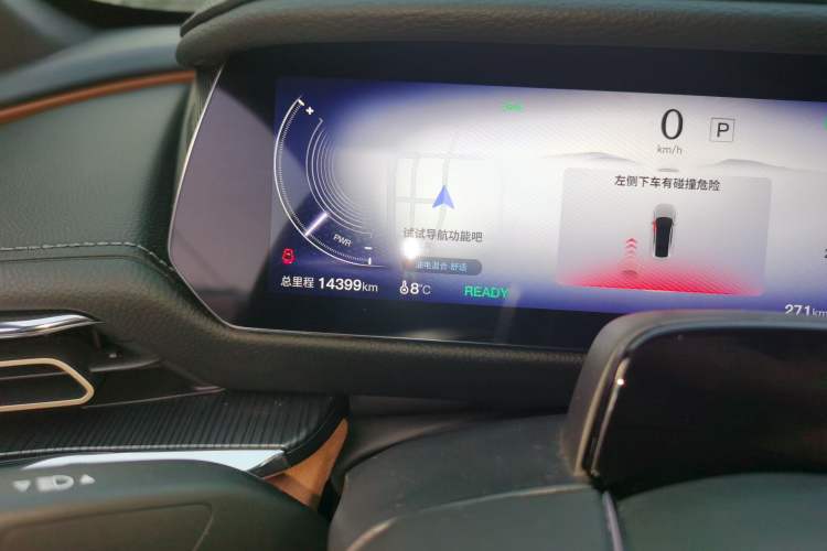 Used Mazda EZ-6 2024 Range-Extended 200 Luxury Edition Odometer Close Up