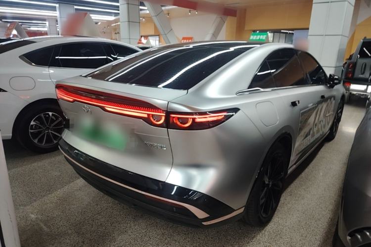 Used Mazda EZ-6 2024 Range-Extended 200 Luxury Edition Rear Right 45 Deg