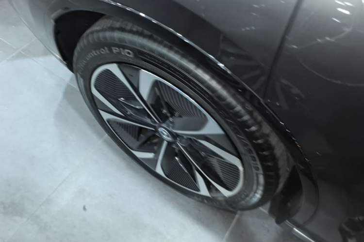 Used Mazda EZ-6 2024 Pure Electric 480 Zhiyue Edition Right Rear Wheel Hub