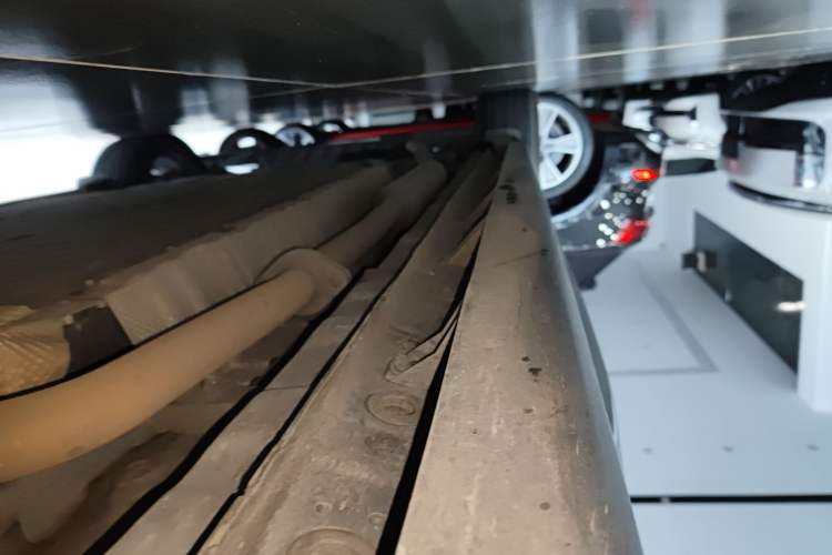 Used Mazda EZ-6 2024 Range-Extended 200 Luxury Edition Right Side Sill