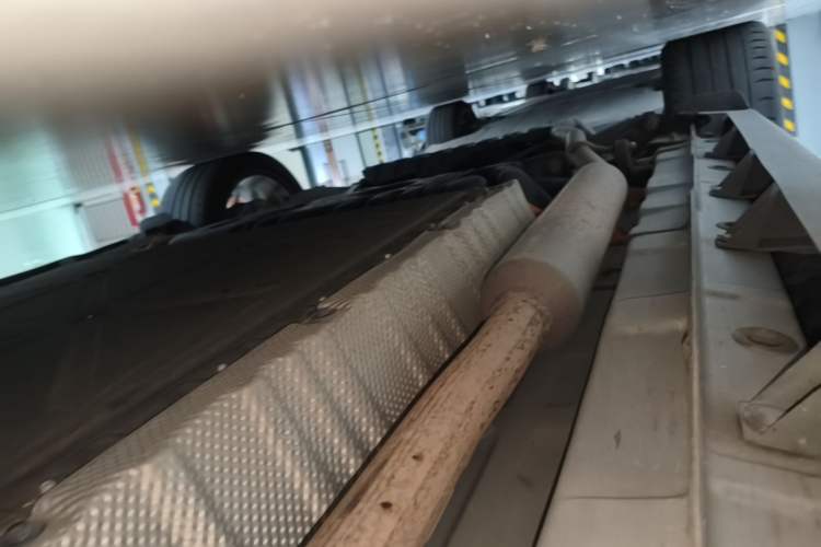 Used Mazda EZ-6 2024 Range-Extended 200 Luxury Edition Right Side Sill