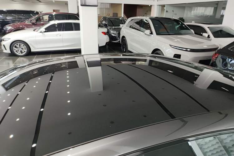 Used Mazda EZ-6 2024 Range-Extended 200 Luxury Edition Roof