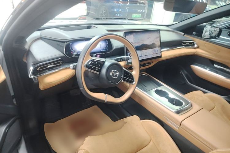 Used Mazda EZ-6 2024 Pure Electric 600 ZhiZun Edition Steering Wheel