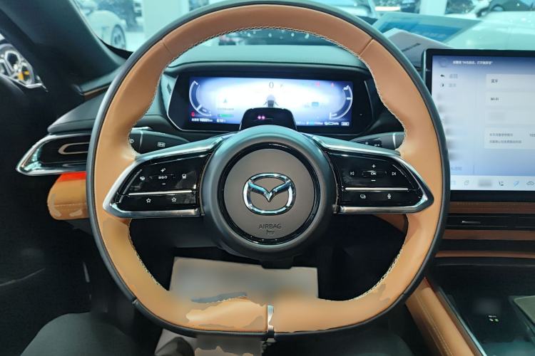 Used Mazda EZ-6 2024 Range-Extended 200 Luxury Edition Steering Wheel