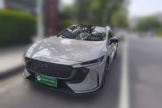 Ojetý Mazda EZ-6 2024 Pure Electric 600 ZhiZun Edition