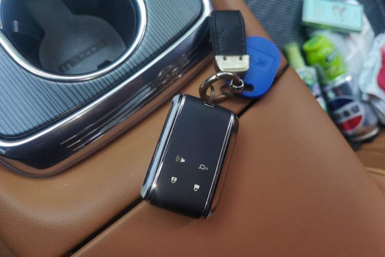Used Mazda EZ-6 2024 Pure Electric 600 ZhiZun Edition Vehicle Key