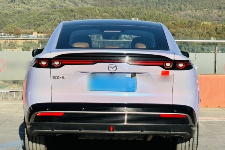 Used Mazda EZ-6 2024 Range-Extended 200 Luxury Edition Exterior 9