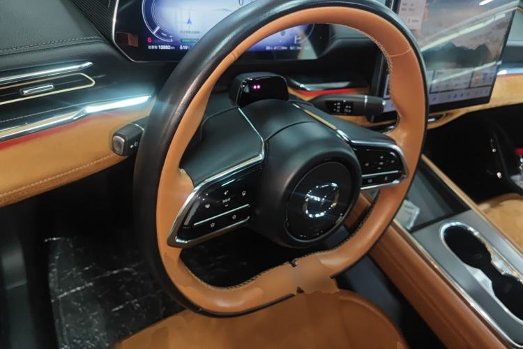 Used Mazda EZ-6 2024 Range-Extended 200 Luxury Edition Steering Wheel