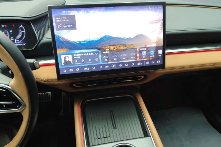 Used Mazda EZ-6 2024 Range-Extended 200 Luxury Edition Audio And AC Panel