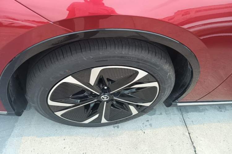 Used Mazda EZ-6 2024 Pure Electric 600 ZhiZun Edition Exterior 4