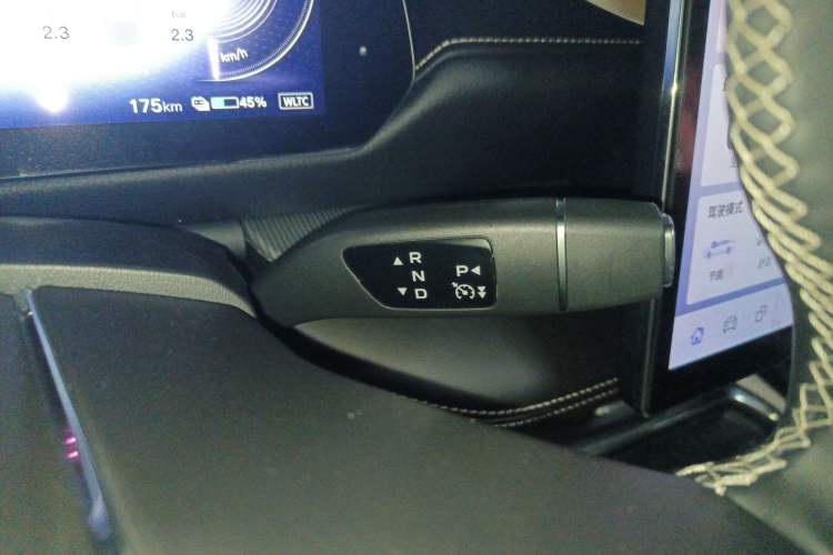 Used Mazda EZ-6 2024 Pure Electric 480 Zhiyue Edition Gear Lever