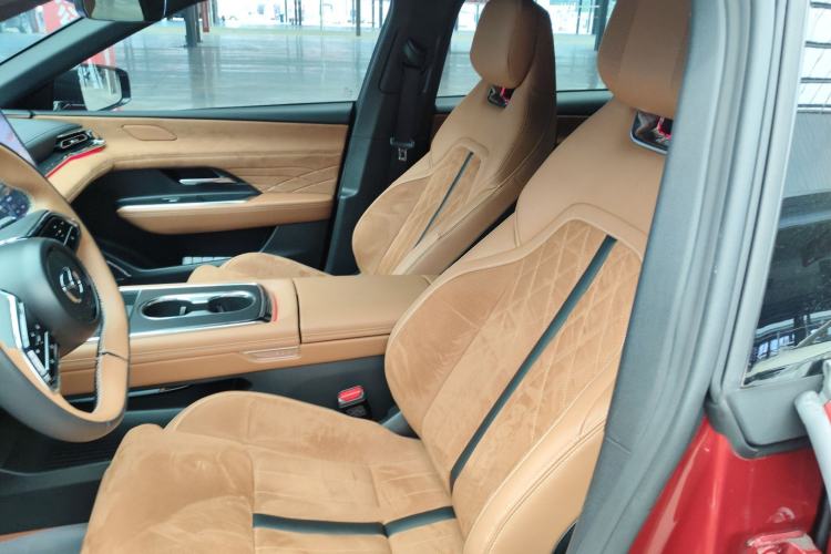 Used Mazda EZ-6 2024 Range-Extended 200 Luxury Edition Left Front Seat