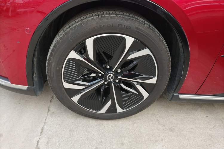 Used Mazda EZ-6 2024 Pure Electric 600 ZhiZun Edition Left Front Wheel Hub