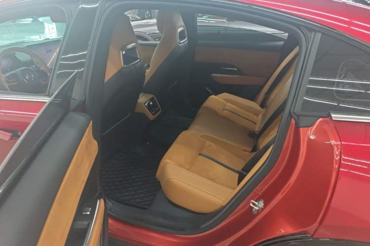 Used Mazda EZ-6 2024 Range-Extended 200 Luxury Edition Left Rear Seat