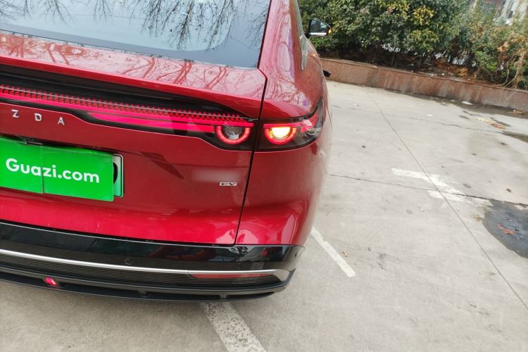 Used Mazda EZ-6 2024 Pure Electric 600 ZhiZun Edition Right Rear Taillight