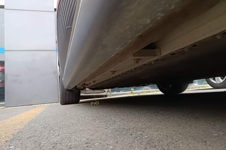 Used Mazda EZ-6 2024 Pure Electric 600 ZhiZun Edition Right Side Sill