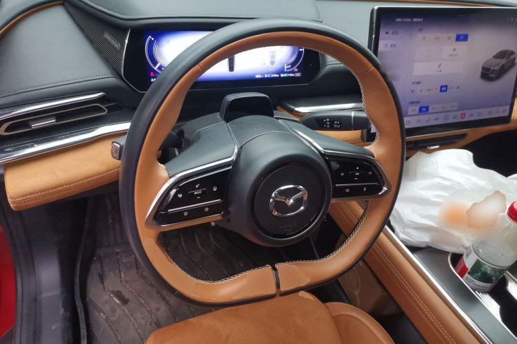 Used Mazda EZ-6 2024 Range-Extended 200 Luxury Edition Steering Wheel