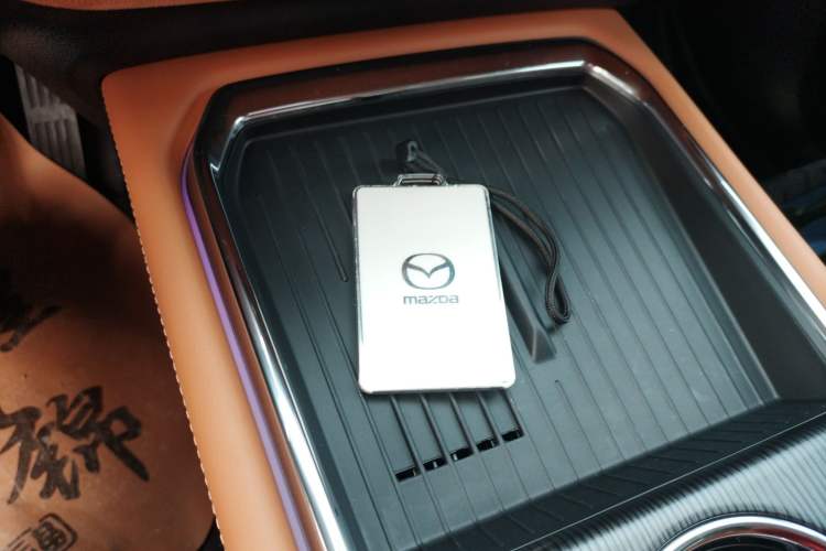Used Mazda EZ-6 2024 Pure Electric 600 ZhiZun Edition Vehicle Key