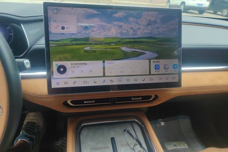 Used Mazda EZ-6 2024 Range-Extended 200 Luxury Edition Audio And AC Panel