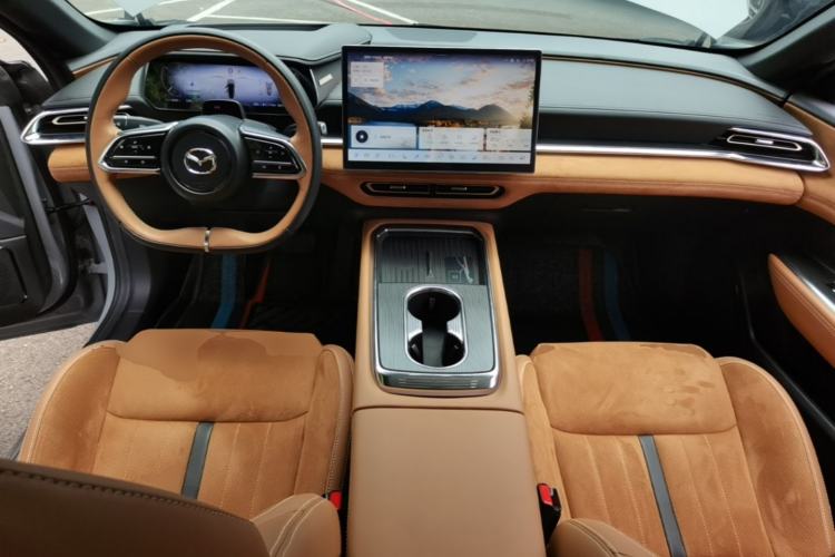Used Mazda EZ-6 2024 Range-Extended 200 Luxury Edition Center Console