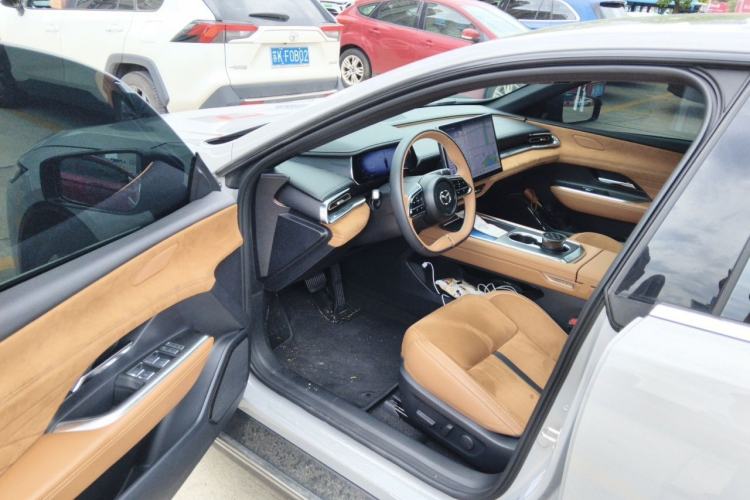 Used Mazda EZ-6 2024 Range-Extended 200 Zhiya Edition Driver Seat