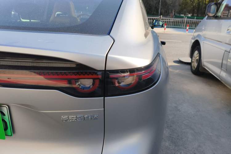 Used Mazda EZ-6 2024 Range-Extended 200 Luxury Edition Exterior 1