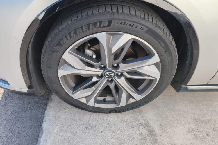 Used Mazda EZ-6 2024 Range-Extended 200 Luxury Edition Exterior 2