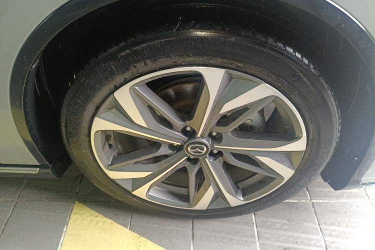 Used Mazda EZ-6 2024 Range-Extended 200 Luxury Edition Exterior 7