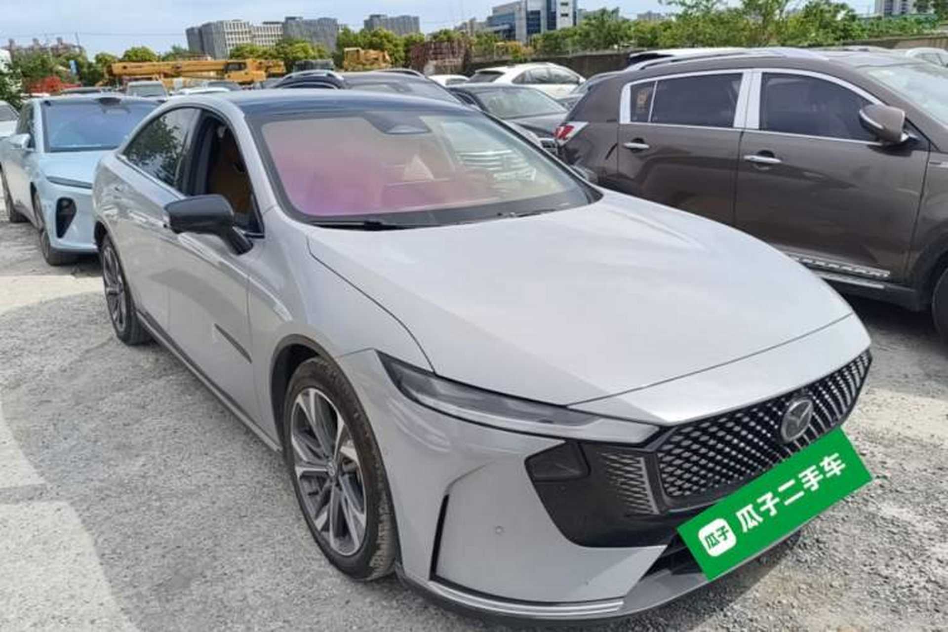Used Mazda EZ-6 2024 Range-Extended 200 Luxury Edition Front Right 45 Deg