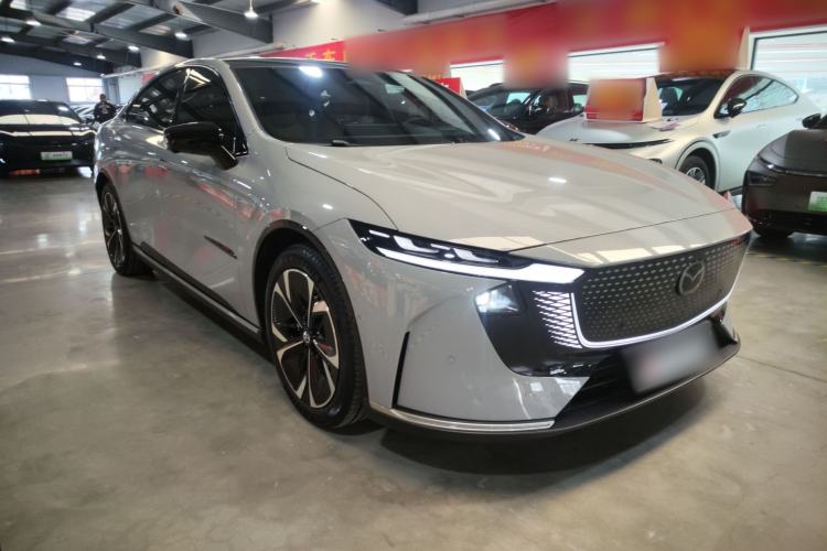 Used Mazda EZ-6 2024 Pure Electric 600 ZhiZun Edition Front Right 45 Deg