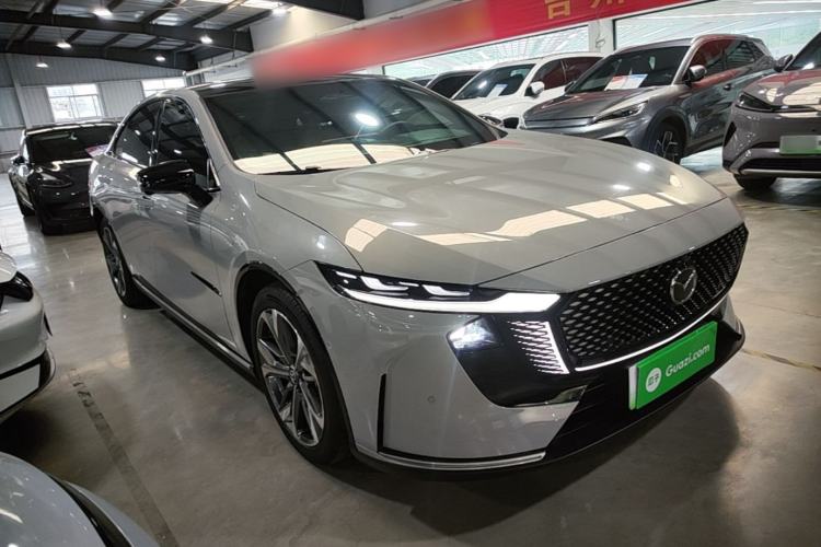 Used Mazda EZ-6 2024 Range-Extended 200 Zhiya Edition Front Right 45 Deg