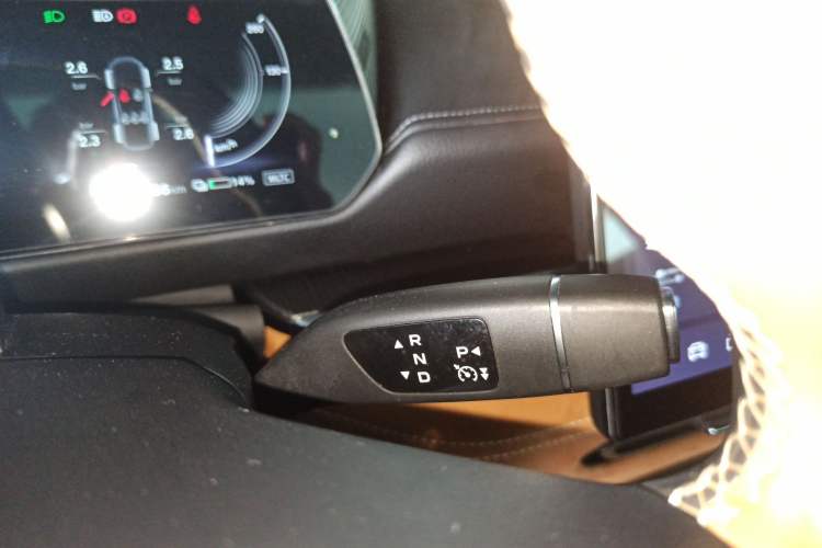 Used Mazda EZ-6 2024 Pure Electric 600 ZhiZun Edition Gear Lever