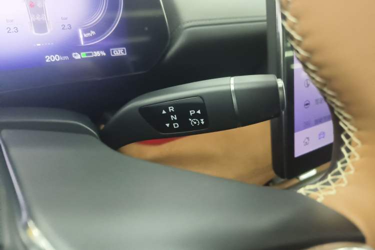 Used Mazda EZ-6 2024 Pure Electric 600 ZhiZun Edition Gear Lever