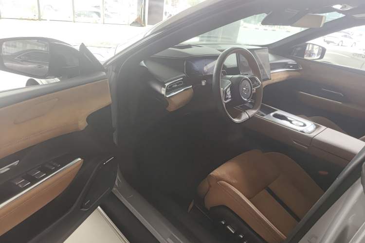 Used Mazda EZ-6 2024 Pure Electric 600 ZhiZun Edition Interior 3