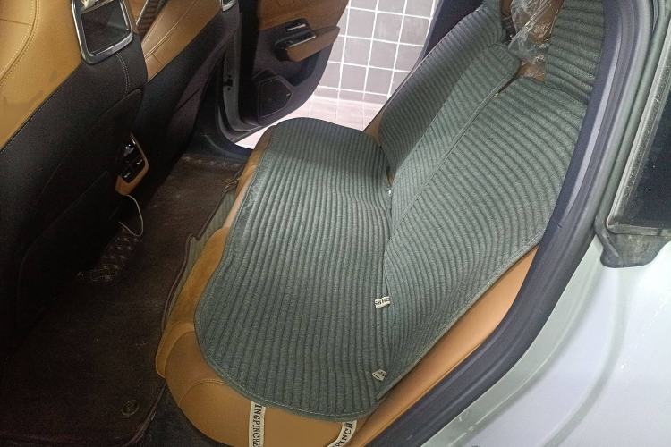 Used Mazda EZ-6 2024 Range-Extended 200 Luxury Edition Interior 4