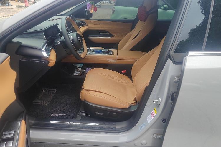 Used Mazda EZ-6 2024 Range-Extended 200 Luxury Edition Left Front Seat