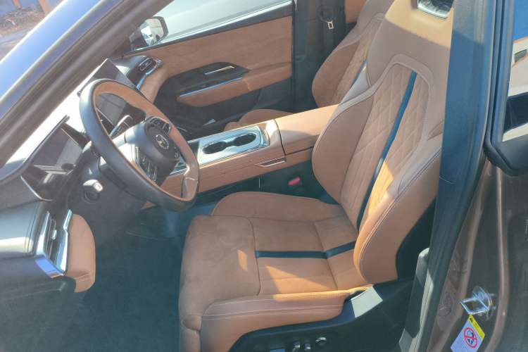 Used Mazda EZ-6 2024 Range-Extended 200 Luxury Edition Left Front Seat