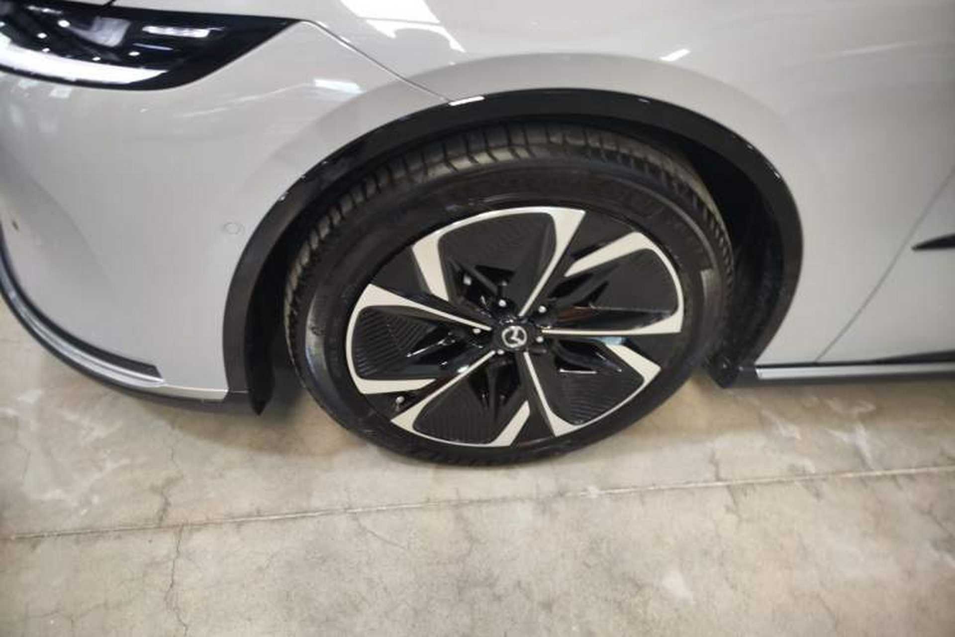 Used Mazda EZ-6 2024 Pure Electric 600 ZhiZun Edition Left Front Wheel Hub