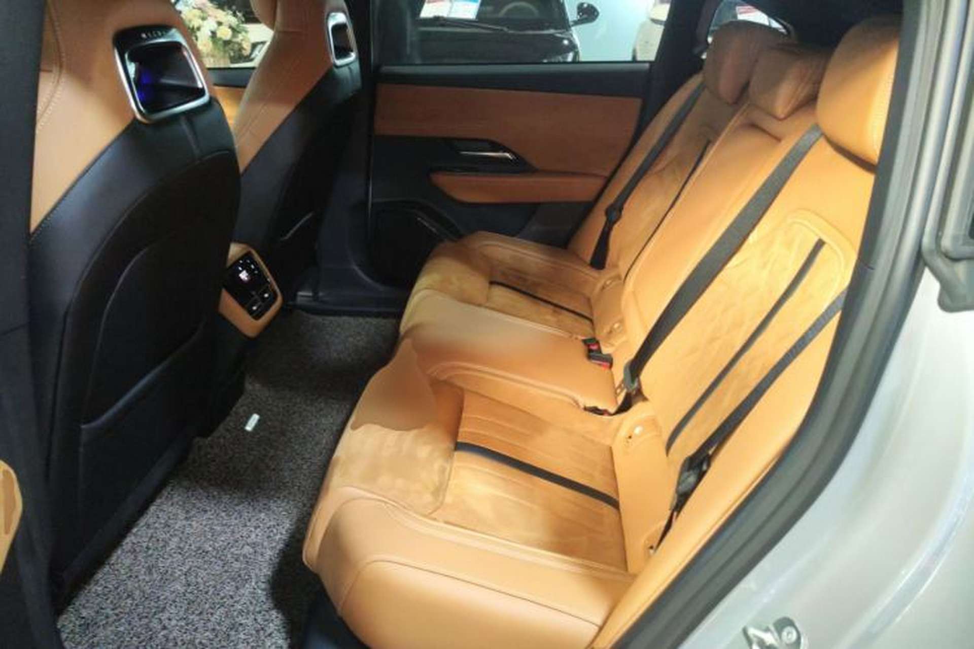 Used Mazda EZ-6 2024 Pure Electric 600 ZhiZun Edition Left Rear Seat