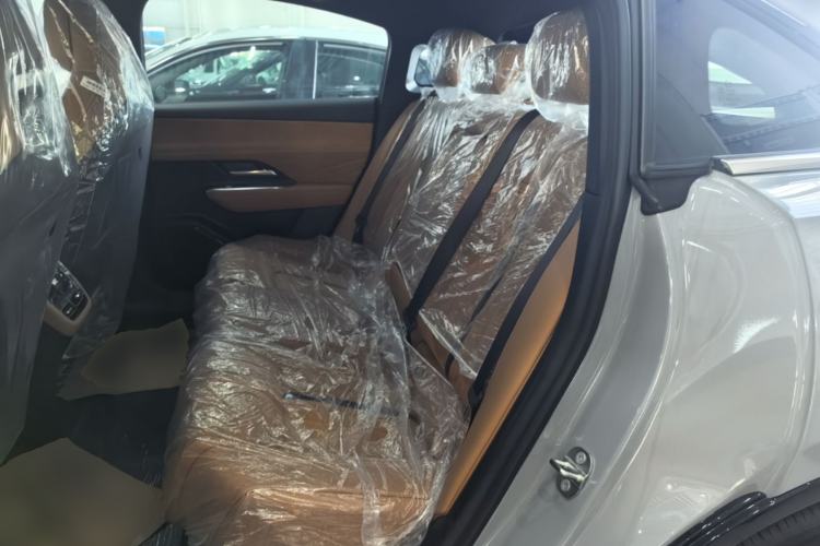 Used Mazda EZ-6 2024 Range-Extended 200 Zhiya Edition Left Rear Seat