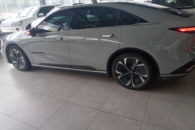 Used Mazda EZ-6 2024 Pure Electric 600 ZhiZun Edition Left Side