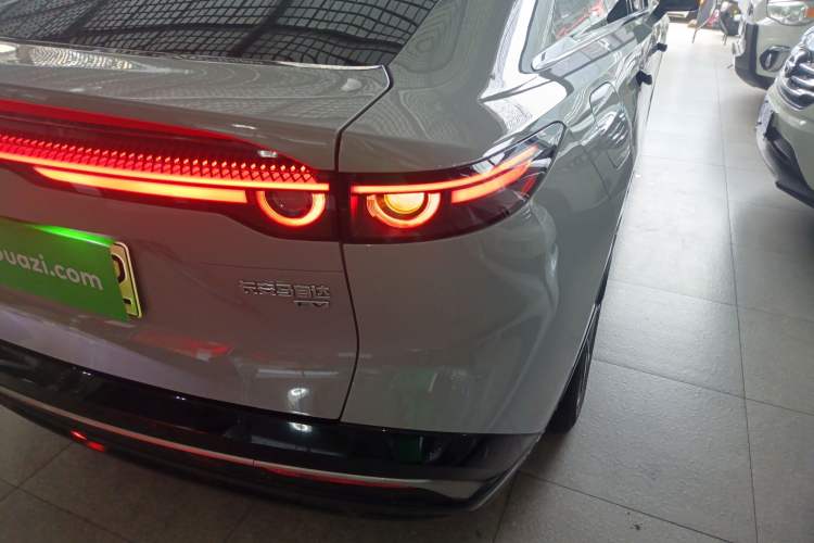 Used Mazda EZ-6 2024 Pure Electric 600 ZhiZun Edition Right Rear Taillight