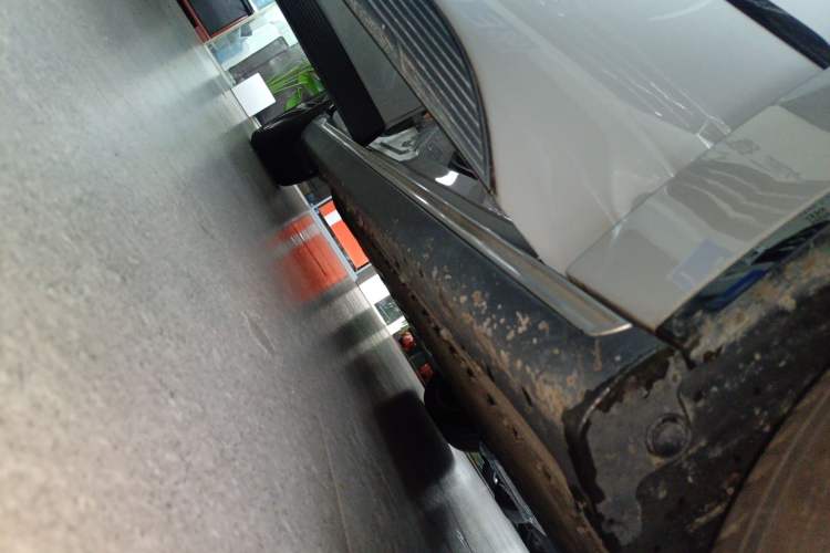 Used Mazda EZ-6 2024 Pure Electric 600 ZhiZun Edition Right Side Sill