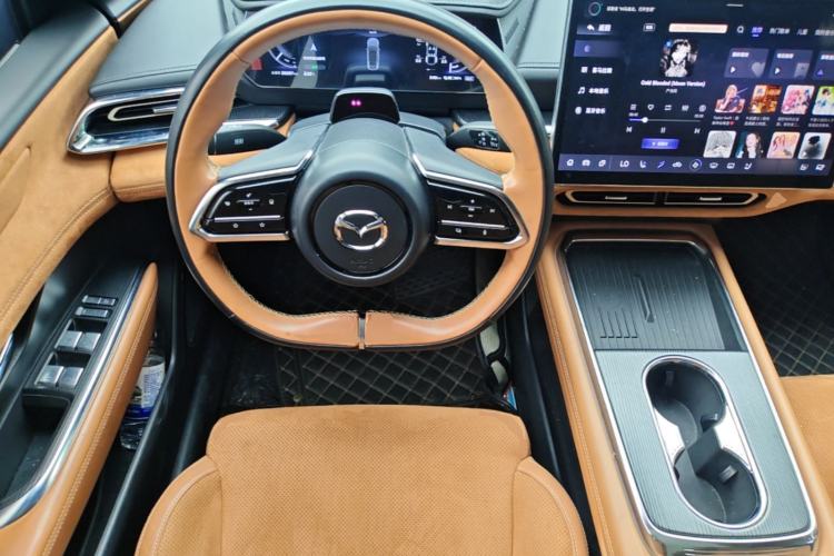 Used Mazda EZ-6 2024 Pure Electric 600 ZhiZun Edition Steering Wheel